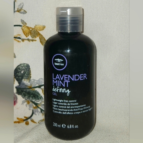 Paul Mitchell TeaTree Special Set: Color Invigorating Shampoo, Conditioner & Gel - Picture 4 of 4